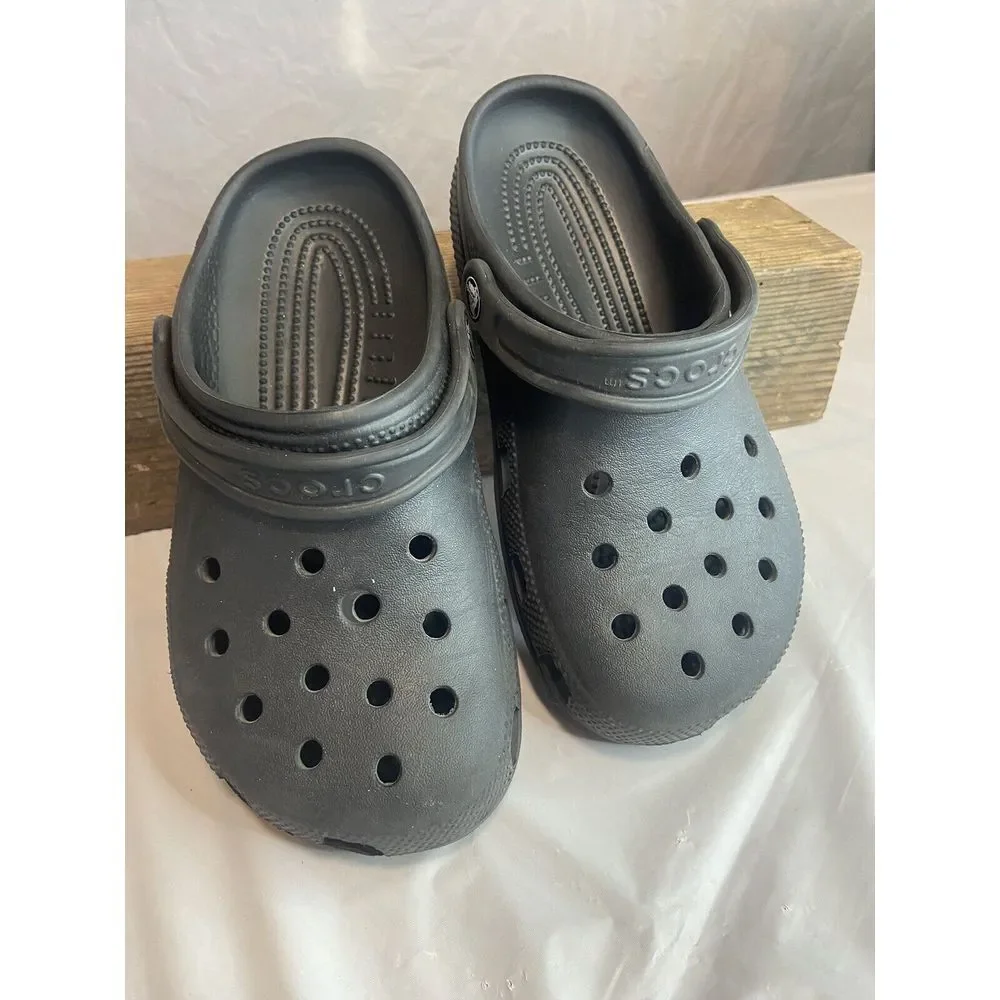 Unisex Genuine Kids Crocs- Black Classic Clog- Says J 3‎ On The Bottom